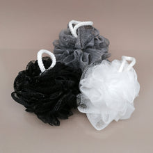 Lade das Bild in den Galerie-Viewer, INTENSE Cosmetics Badekristalle Geschenkpackung Variante 1